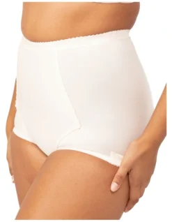 Triumph 'Belform' Control Panty 10000116 -SOHO Shop 106166650 3 720x928