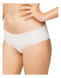 Calvin Klein Invisibles Hipster Brief Nymph's Thigh Pink -SOHO Shop 185648860 730381870 4 720x928