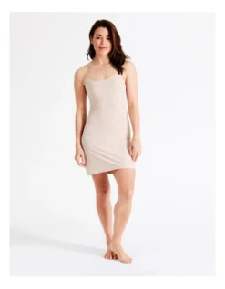 SOHO Smooth Slip In Beige