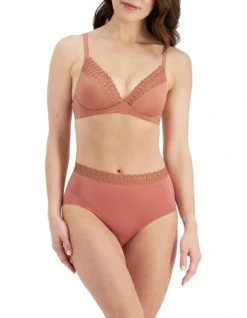 Berlei Understate Lace Full Brief In Rouge -SOHO Shop 848132920 943317730 4 720x928