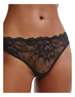 Calvin Klein Seductive Comfort Lotus Floral Thong Brief In Black 6 Calvin Klein Seductive Comfort Lotus Floral Thong Brief In Black -SOHO Shop 851671810 851838400 3 720x928