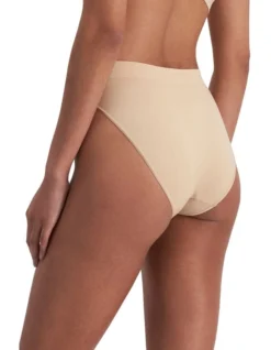 Berlei Understate Hi-Cut Brief In Nude -SOHO Shop 924731380 924732730 3 720x928
