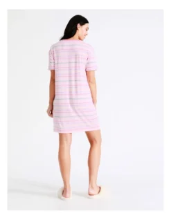 SOHO Raglan Sleeve Nightie In Pink -SOHO Shop 929542510 7 720x928