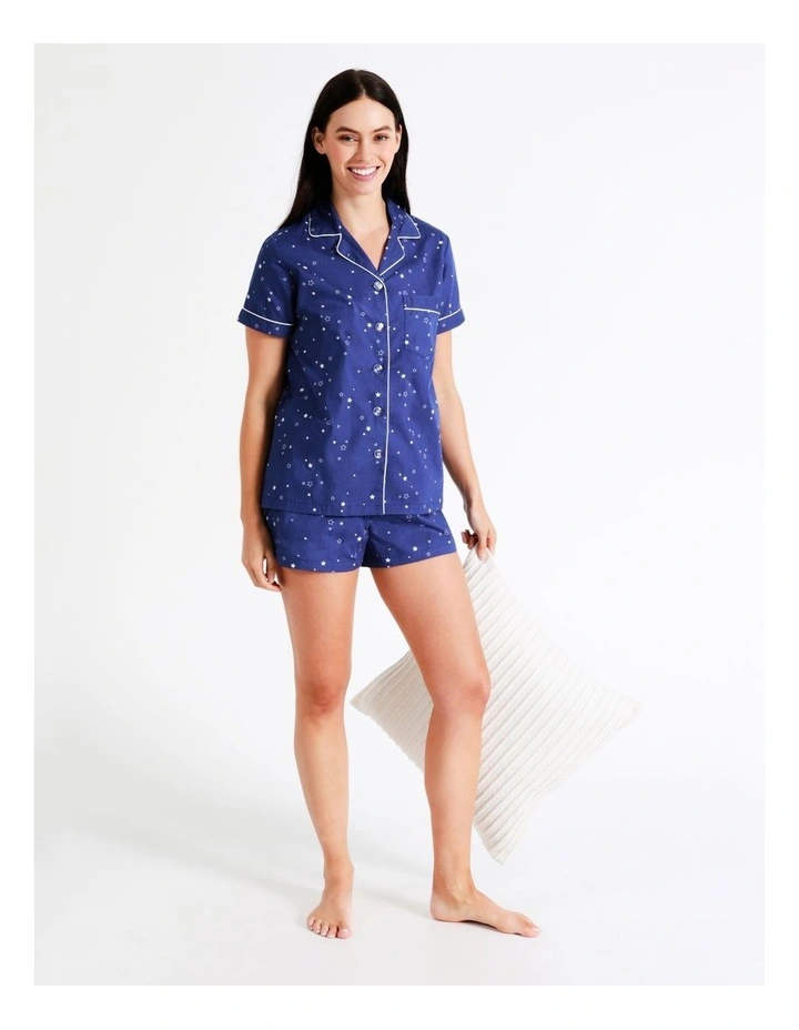 Front Page -SOHO Shop 939074320 2 720x928 1