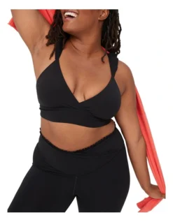 Aerie Real Me Xtra Ruffle Sports Bra In Black