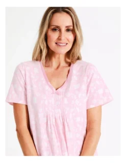 SOHO Short Length Nightie In Pink -SOHO Shop 943552990 943653160 3 720x928