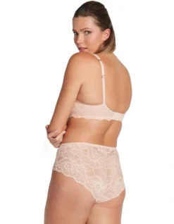 Midnight Express Underwire Bra In Rose Cloud 5 Midnight Express Underwire Bra In Rose Cloud -SOHO Shop 953775730 3 720x928