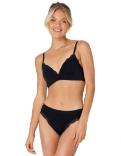 Lovable Nikki Soft Cup Bra In Black