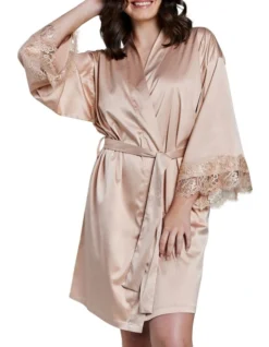 Eve Robe In Soft Gold
