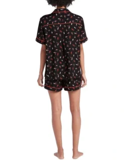 In The Holiday Spirit Pj Set In Black Multi 6 In The Holiday Spirit Pj Set In Black Multi -SOHO Shop 963170380 3 720x928